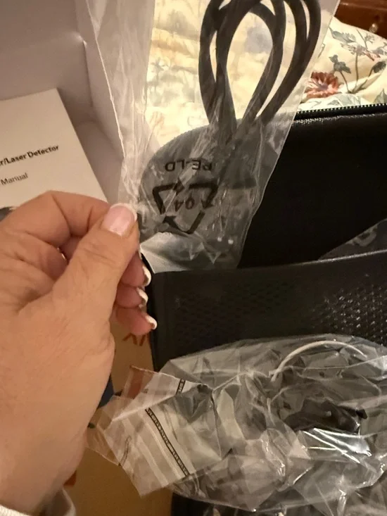 Uniden Black Radar/Laser Detector with GPS & Bluetooth - Picture 8 of 11